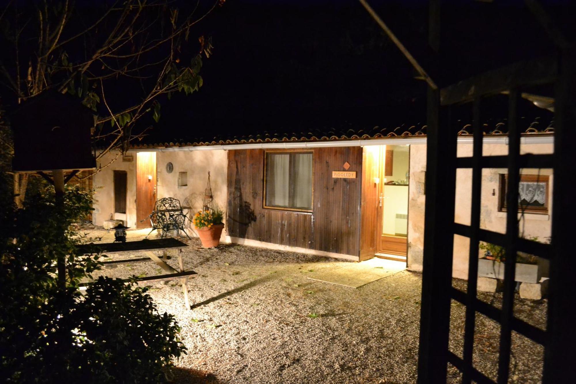 Bed and Breakfast Le Moulin De Lusseau Chef-Boutonne Pokój zdjęcie