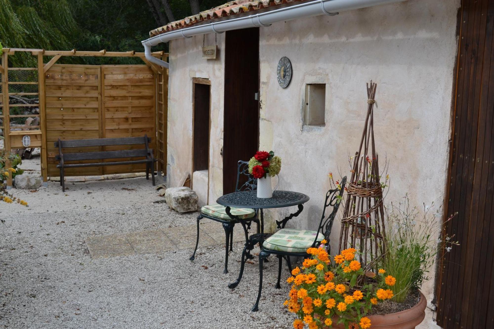 Bed and Breakfast Le Moulin De Lusseau Chef-Boutonne Pokój zdjęcie