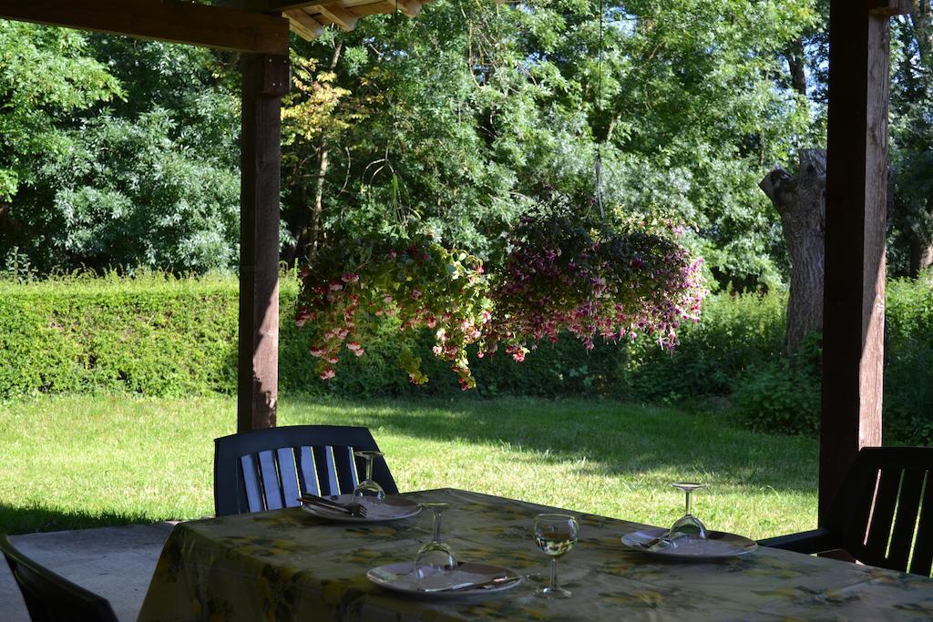 Bed and Breakfast Le Moulin De Lusseau Chef-Boutonne Zewnętrze zdjęcie