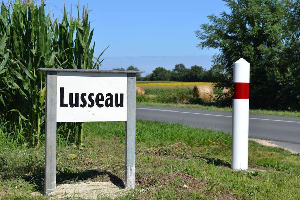 Bed and Breakfast Le Moulin De Lusseau Chef-Boutonne Zewnętrze zdjęcie