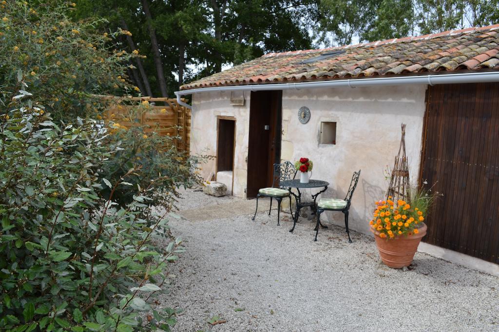 Bed and Breakfast Le Moulin De Lusseau Chef-Boutonne Pokój zdjęcie